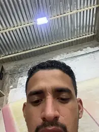 ikaro21 — modelo de webcam en línea en stripchat