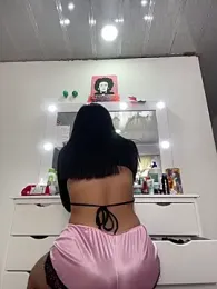 Marianahb-e — Stripchat stream photo (Feb 2026)