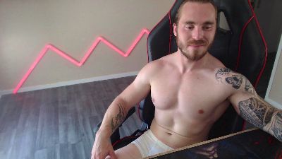 frenchmuscle — Cam4 stream photo (Aug 2026)