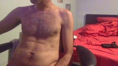 crisvers81 — Cam4 stream photo (Aug 2026)
