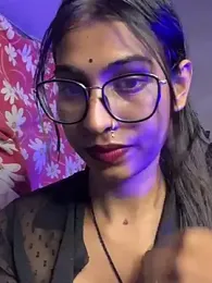Decent_girl_001 — Stripchat stream photo (Aug 2026)