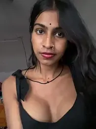 Decent_girl_001 — Stripchat stream photo (Aug 2026)