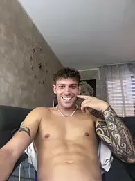 Manu2620xxl — modelo de webcam en línea en stripchat