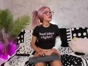 hinatadoll_ — modelo de webcam en línea en chaturbate