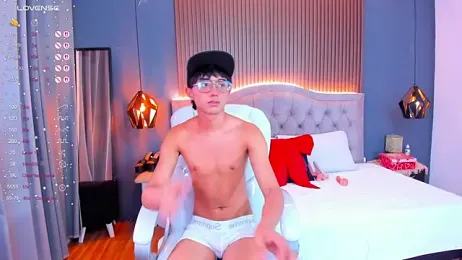 Noa_03 — Stripchat stream photo (May 2026)