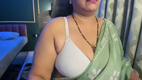 tarivishu11 — Stripchat stream photo (Mar 2026)