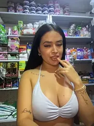 Sara_fun — modelo de webcam en línea en stripchat