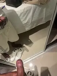 labishyoung25 — Stripchat stream photo (Aug 2025)