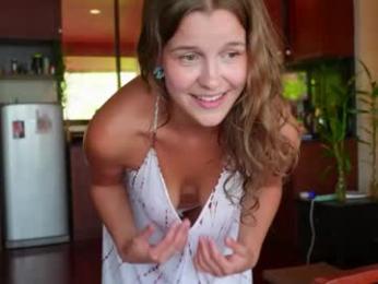 eli_sun — modelo de webcam en línea en chaturbate