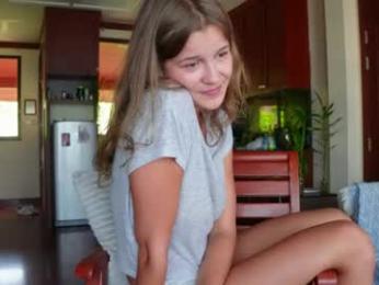 eli_sun — modelo de webcam en línea en chaturbate