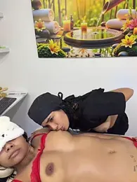 Spa-Girls — Stripchat stream photo (Apr 2026)