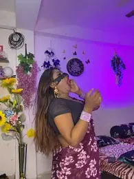 Hot_Aanamika2 — modelo de webcam en línea en stripchat