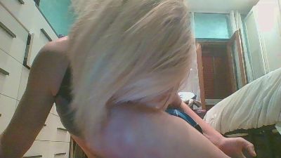 piccolaqueen — Cam4 stream photo (Mar 2026)
