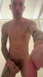 lovepussy131 — Cam4 stream photo (May 2026)