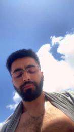 AzanAkshan — Cam4 stream photo (Apr 2026)