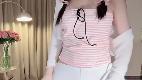 lvy-w — Stripchat stream photo (Apr 2026)