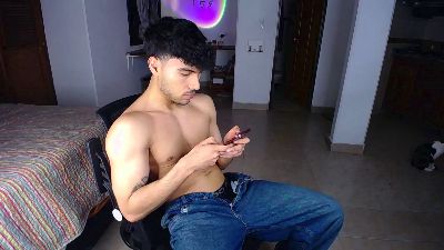 dantevellor_hot — Cam4 stream photo (Apr 2026)