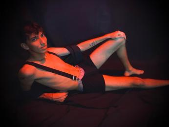 MaikolOrtiz — modelo de webcam en línea en livejasmin