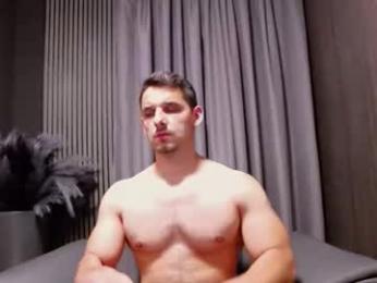 antoniovalentinidiamond — modelo de webcam en línea en chaturbate
