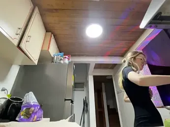 ReenKitty — Stripchat stream photo (Apr 2026)