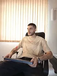 Rafael_Mendezz — Stripchat stream photo (Jun 2026)