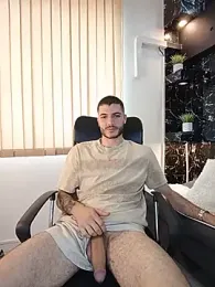 Rafael_Mendezz — modelo de webcam en línea en stripchat
