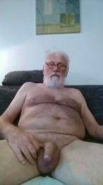 oldiefoyoun3 — Cam4 stream photo (Jun 2026)
