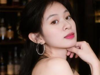 AngeerlXia — modelo de webcam en línea en livejasmin