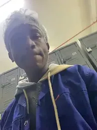 Minathi25410 — Stripchat stream photo (Apr 2026)