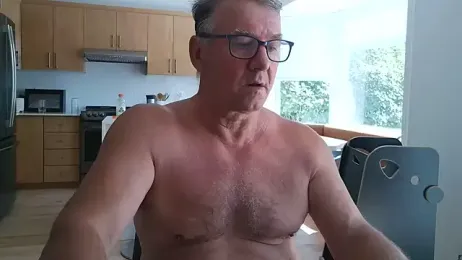 capitaine111 — modelo de webcam en línea en stripchat