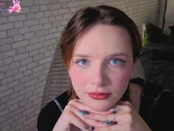 KiraMountrays — Bongacams stream photo (Oct 2025)