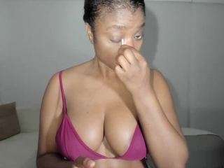 ebonydreamiin — modelo de webcam en línea en camsoda