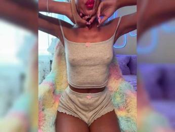 Daria_Desire — modelo de webcam en línea en bongacams