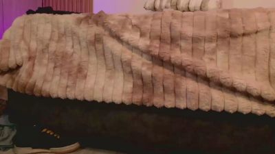 AlisonAndree — Cam4 stream photo (May 2026)
