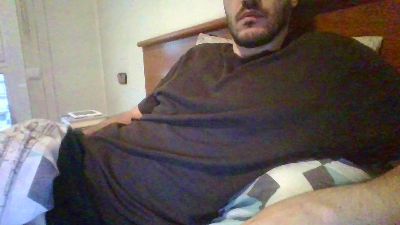 Alvarobcn34 — modelo de webcam en línea en cam4
