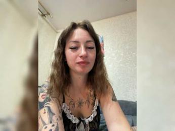 Girlbob — modelo de webcam en línea en bongacams
