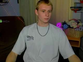 alex-reeding — Camsoda stream photo (Apr 2026)