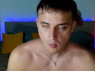 Bengie Lauper — flirt4free