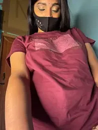 Riya_35_sexy — modelo de webcam en línea en stripchat