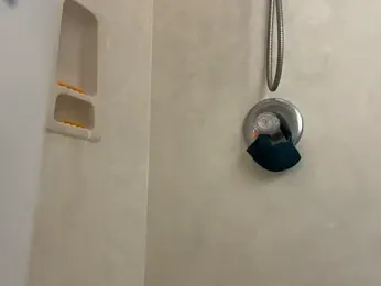 thisishowitends — Stripchat stream photo (Jan 2025)