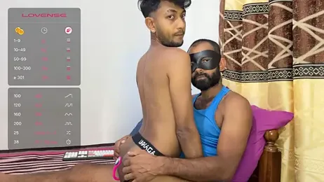 ShayanLK — modelo de webcam en línea en stripchat