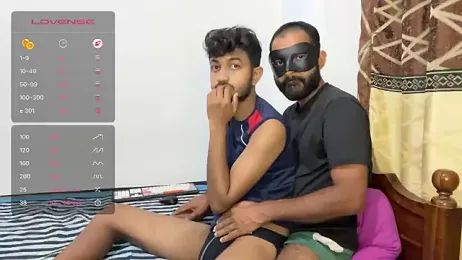 ShayanLK — modelo de webcam en línea en stripchat