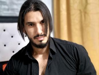 TylerDang — modelo de webcam en línea en livejasmin