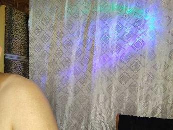 _-DiA-ViK-_ — Bongacams stream photo (Apr 2026)