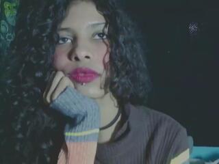 Petite Ariana — Flirt4free stream photo (Apr 2026)