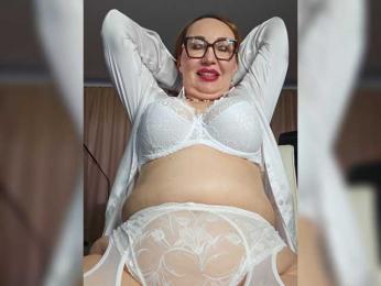 Pink-Lips — modelo de webcam en línea en bongacams