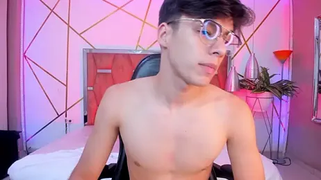 Gerony_ — modelo de webcam en línea en stripchat