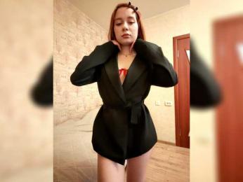 Juliaq — modelo de webcam en línea en bongacams