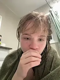 Cutiepiespanks — modelo de webcam en línea en stripchat