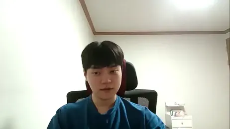 dhwisydy — Stripchat stream photo (Apr 2026)